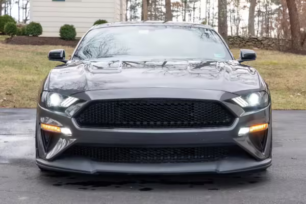 2018 Ford Mustang GT Coupe Premium — photo 2