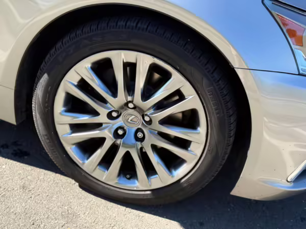 2017 Lexus LS 460 L — photo 8