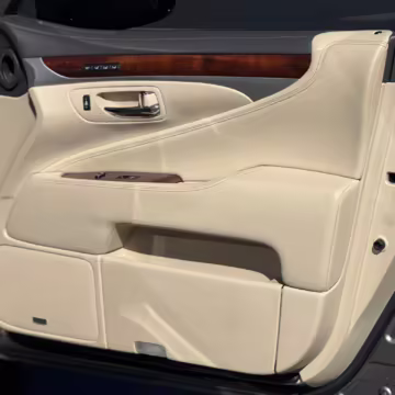2017 Lexus LS 460 L — photo 26
