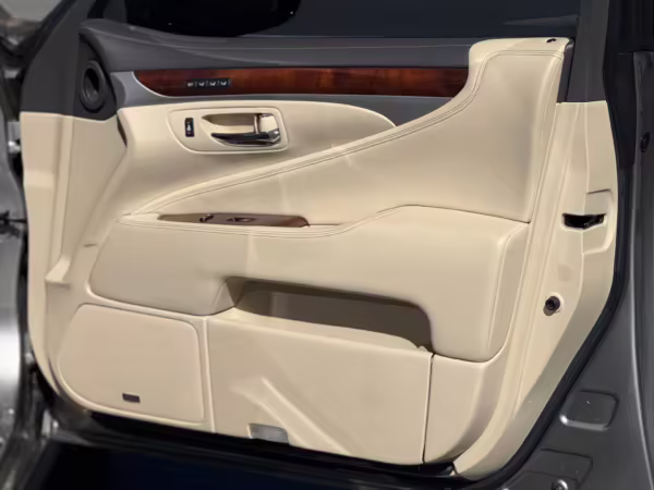 2017 Lexus LS 460 L — photo 26