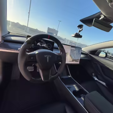 2019 Tesla Model 3 Performance — photo 32