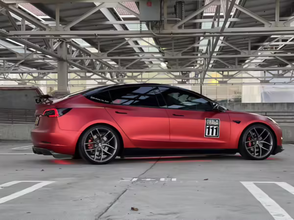2019 Tesla Model 3 Performance — photo 12