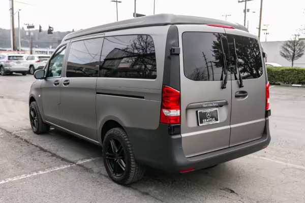 2020 Mercedes-Benz Metris Weekender — photo 8