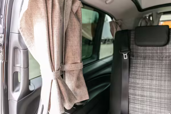 2020 Mercedes-Benz Metris Weekender — photo 20