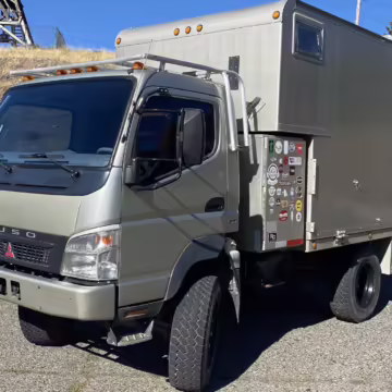2007 Mitsubishi Fuso Canter 4×4