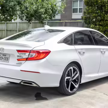 2020 Honda Accord 2.0T Sport — photo 18