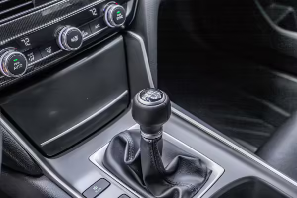 2020 Honda Accord 2.0T Sport — photo 47