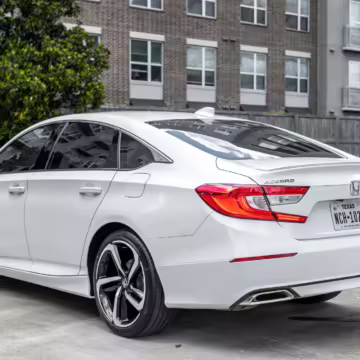 2020 Honda Accord 2.0T Sport — photo 21