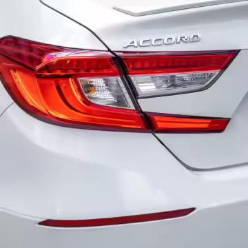 2020 Honda Accord 2.0T Sport — photo 6