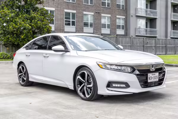 2020 Honda Accord 2.0T Sport — photo 15