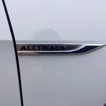 2018 Volkswagen Golf Alltrack SEL — photo 11