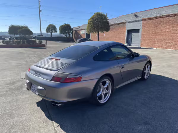 2003 Porsche 911 Carrera Coupe — photo 42