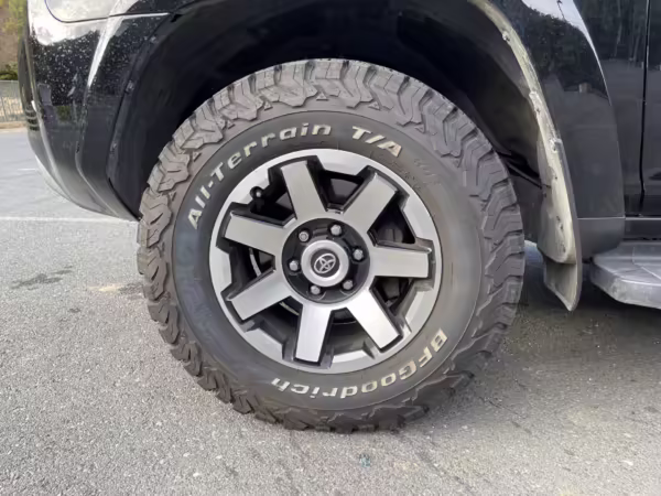 2017 Toyota 4Runner TRD Off-Road 4×4 — photo 26