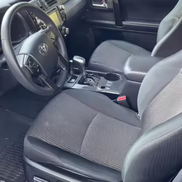 2017 Toyota 4Runner TRD Off-Road 4×4 — photo 31