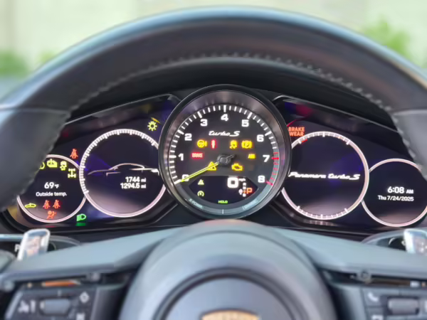 2023 Porsche Panamera Turbo S E-Hybrid — photo 21