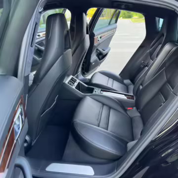 2023 Porsche Panamera Turbo S E-Hybrid — photo 27