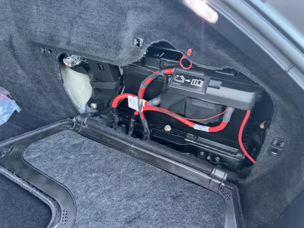 2023 Porsche Panamera Turbo S E-Hybrid — photo 28
