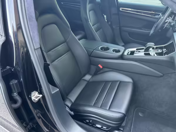 2023 Porsche Panamera Turbo S E-Hybrid — photo 62