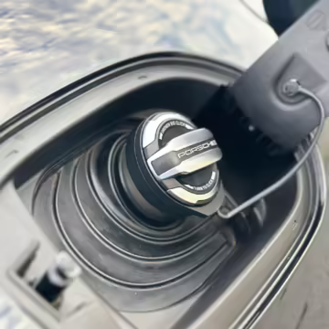 2023 Porsche Panamera Turbo S E-Hybrid — photo 14