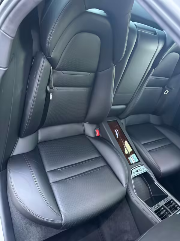 2023 Porsche Panamera Turbo S E-Hybrid — photo 16