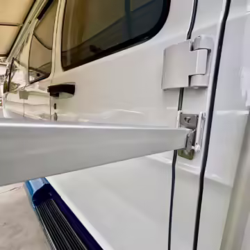 2000 Dodge Ram Van B3500 — photo 6