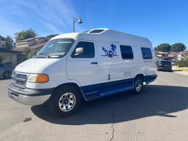 2000 Dodge Ram Van B3500 — photo 9