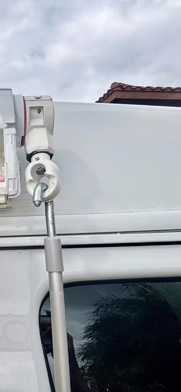 2000 Dodge Ram Van B3500 — photo 15