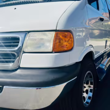 2000 Dodge Ram Van B3500 — photo 22