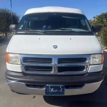 2000 Dodge Ram Van B3500 — photo 12