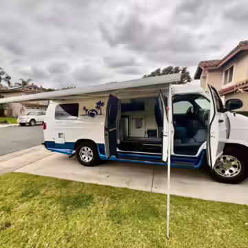 2000 Dodge Ram Van B3500 — photo 14