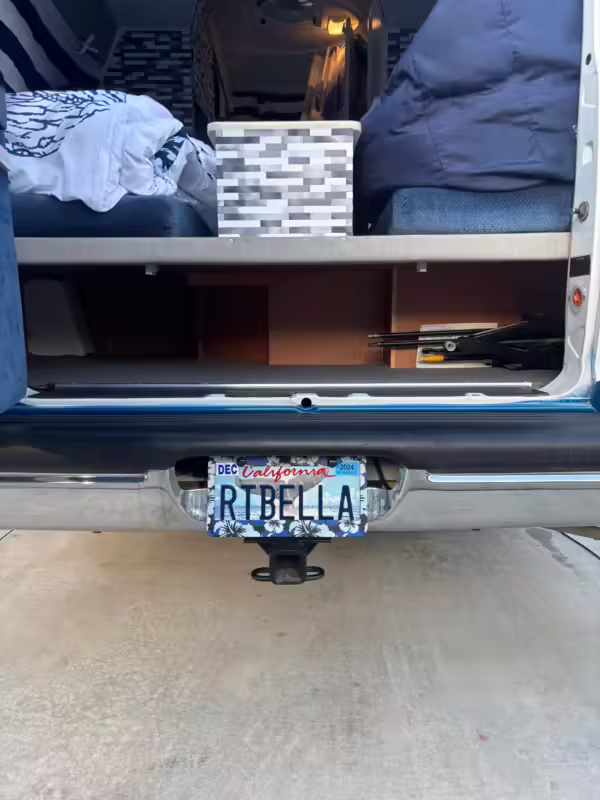2000 Dodge Ram Van B3500 — photo 38