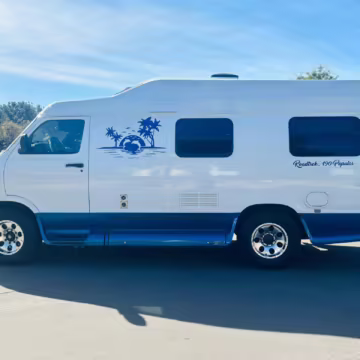 2000 Dodge Ram Van B3500 — photo 21