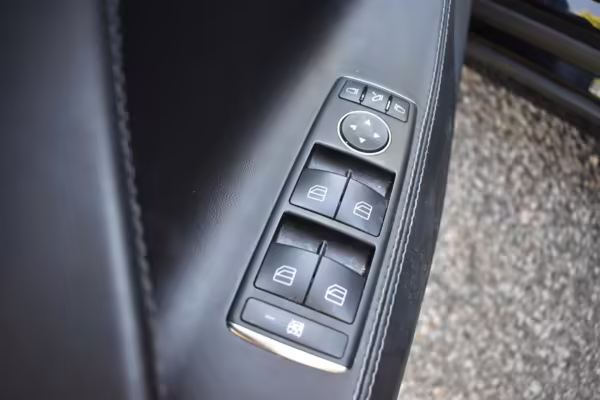 2017 Tesla Model S 75D — photo 36