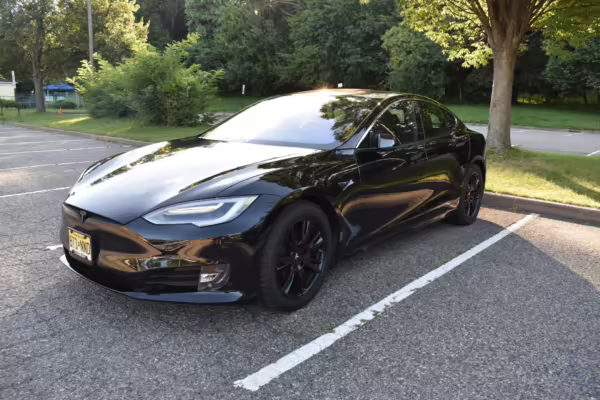 2017 Tesla Model S 75D — photo 47