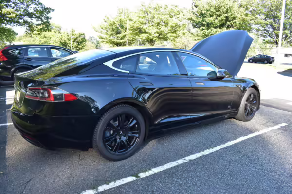 2017 Tesla Model S 75D — photo 39