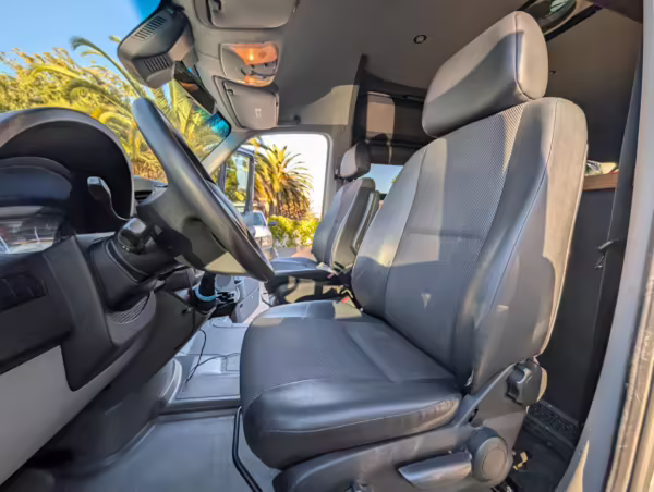 2017 Mercedes-Benz Sprinter 2500 4×4 — photo 39