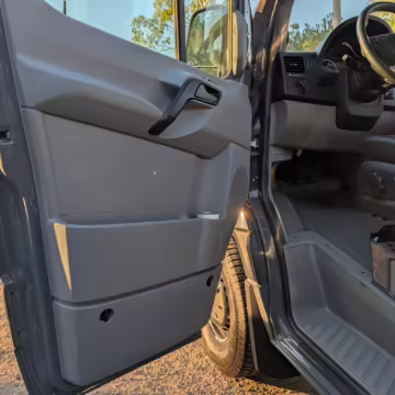 2017 Mercedes-Benz Sprinter 2500 4×4 — photo 42