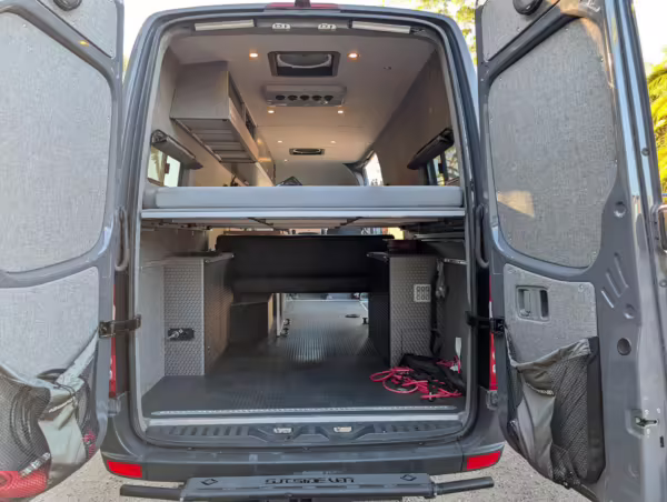 2017 Mercedes-Benz Sprinter 2500 4×4 — photo 44