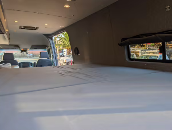 2017 Mercedes-Benz Sprinter 2500 4×4 — photo 53