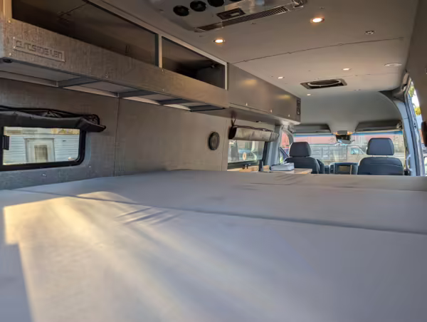 2017 Mercedes-Benz Sprinter 2500 4×4 — photo 45