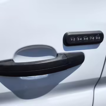 2022 Ford E-Transit 350 — photo 6