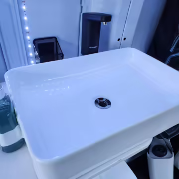2022 Ford E-Transit 350 — photo 54