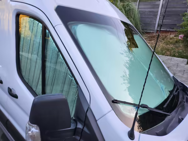 2022 Ford E-Transit 350 — photo 19