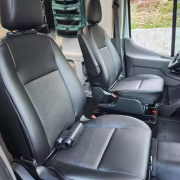 2022 Ford E-Transit 350 — photo 74
