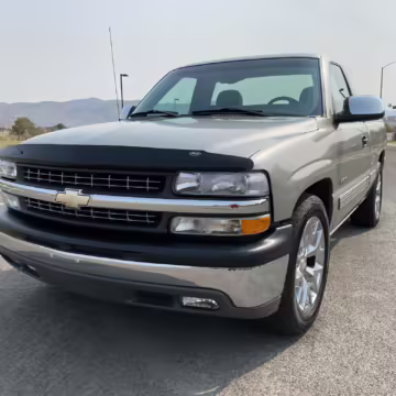 2001 Chevrolet Silverado LS 1500 — photo 9