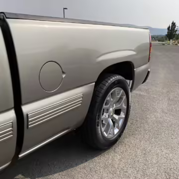 2001 Chevrolet Silverado LS 1500 — photo 24