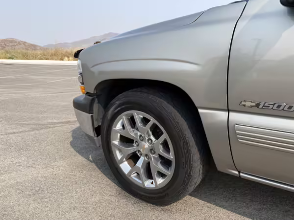 2001 Chevrolet Silverado LS 1500 — photo 28
