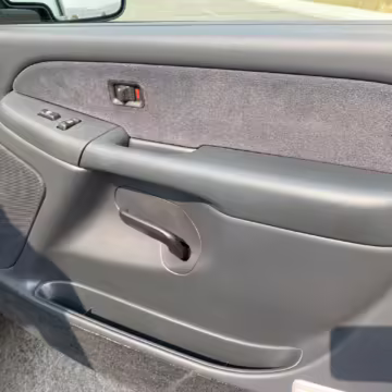2001 Chevrolet Silverado LS 1500 — photo 43