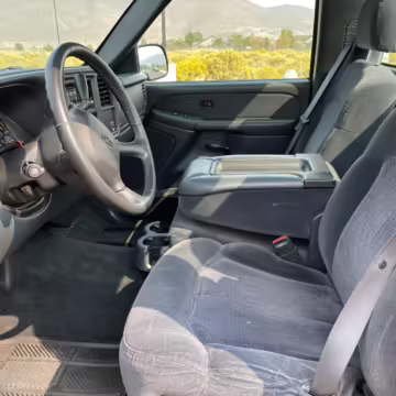 2001 Chevrolet Silverado LS 1500 — photo 30