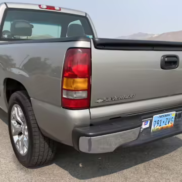 2001 Chevrolet Silverado LS 1500 — photo 4